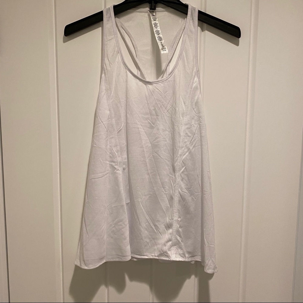 Alo Yoga tank